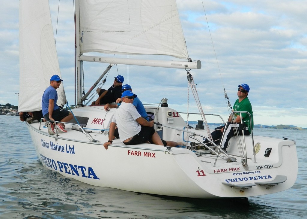 Mat Mason and Ryan Houston, (Sanya), give the boys from Ovlov Marine a helping hand - 2012 NZ Marine Industry Sailing Challenge © Tom Macky